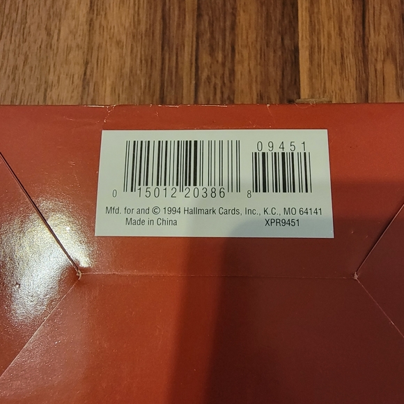 Hallmark Sarah Plain & Tall Collection General Store - Picture 4 of 8